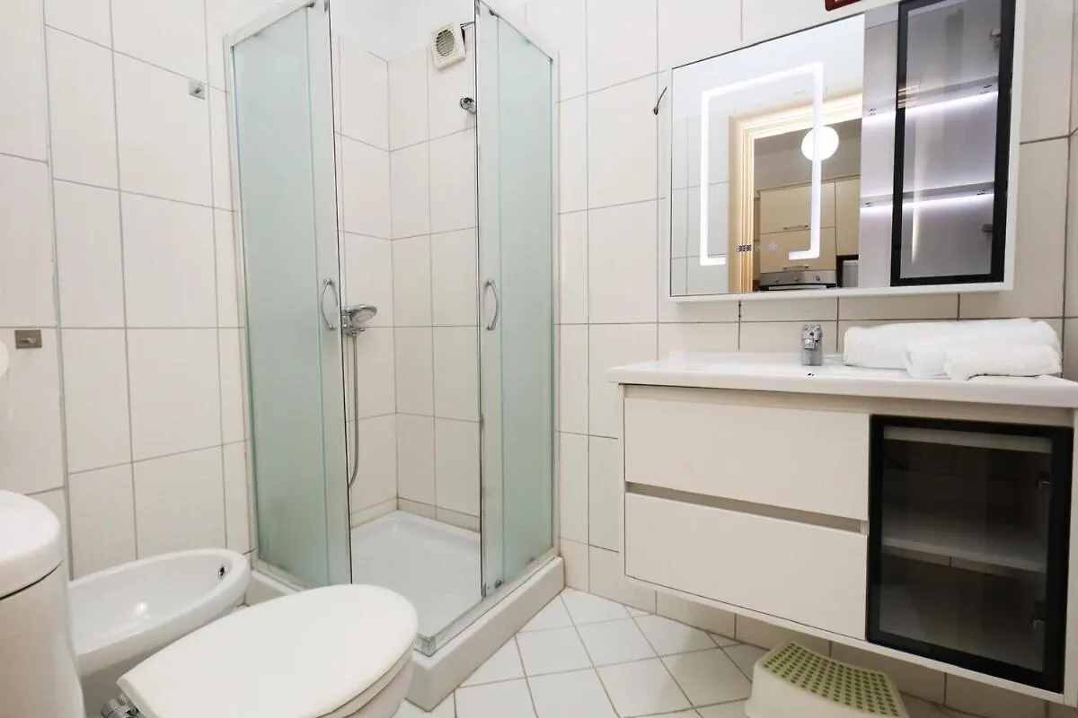 アパート 2 Bedroom Apartment, Vlorë